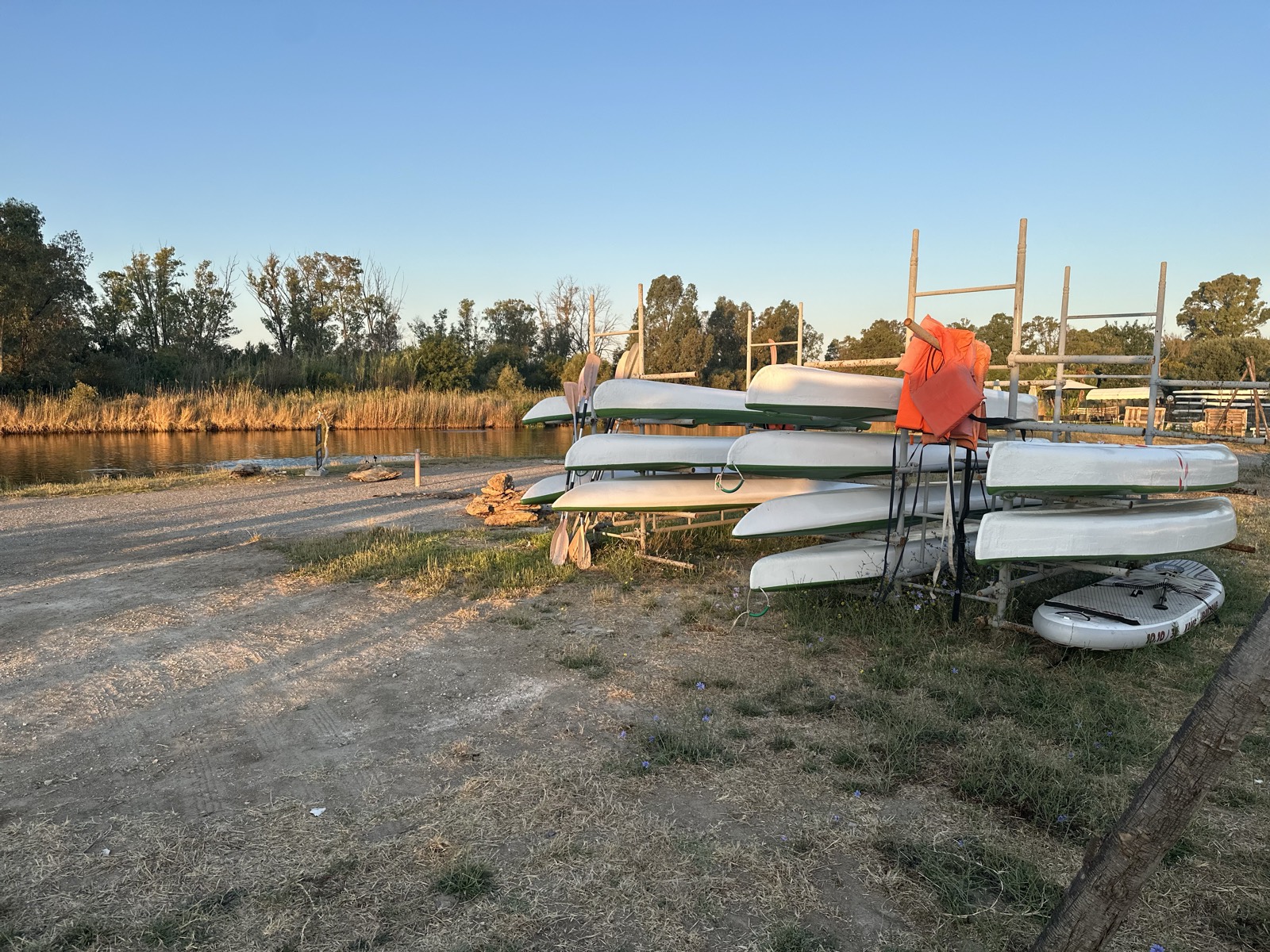 Kayak e SUP pronti alla partenza